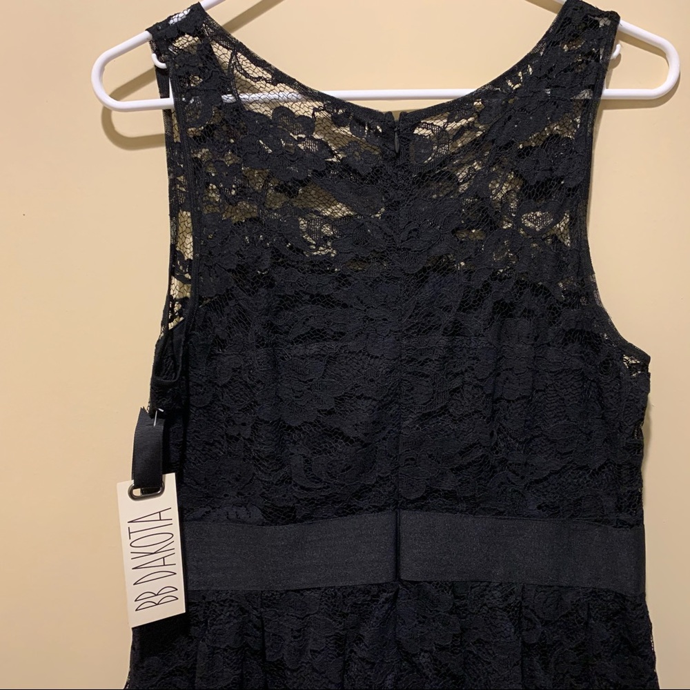BB Dakota black lace dress - Picture 4 of 5